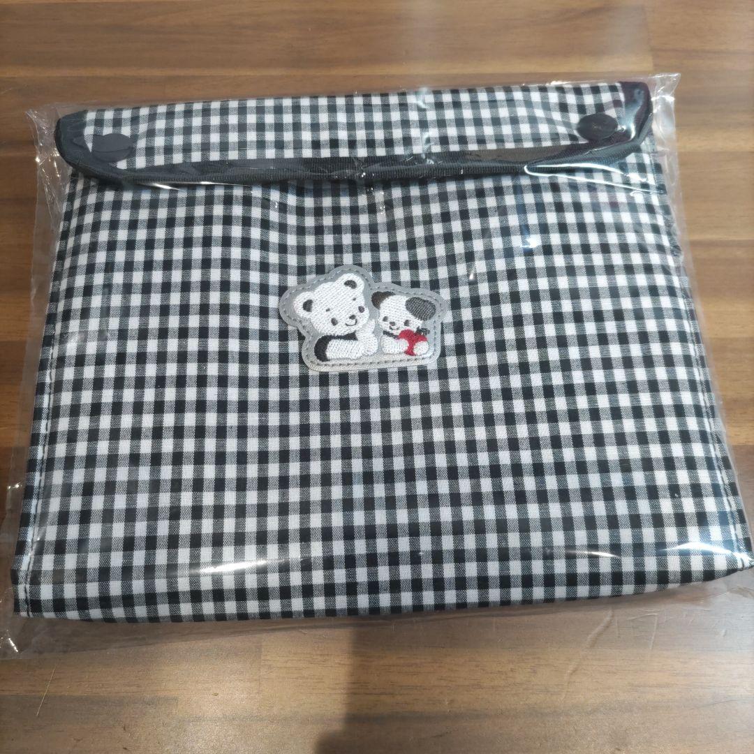 ファミリア　ランチ　保冷ポーチ♡