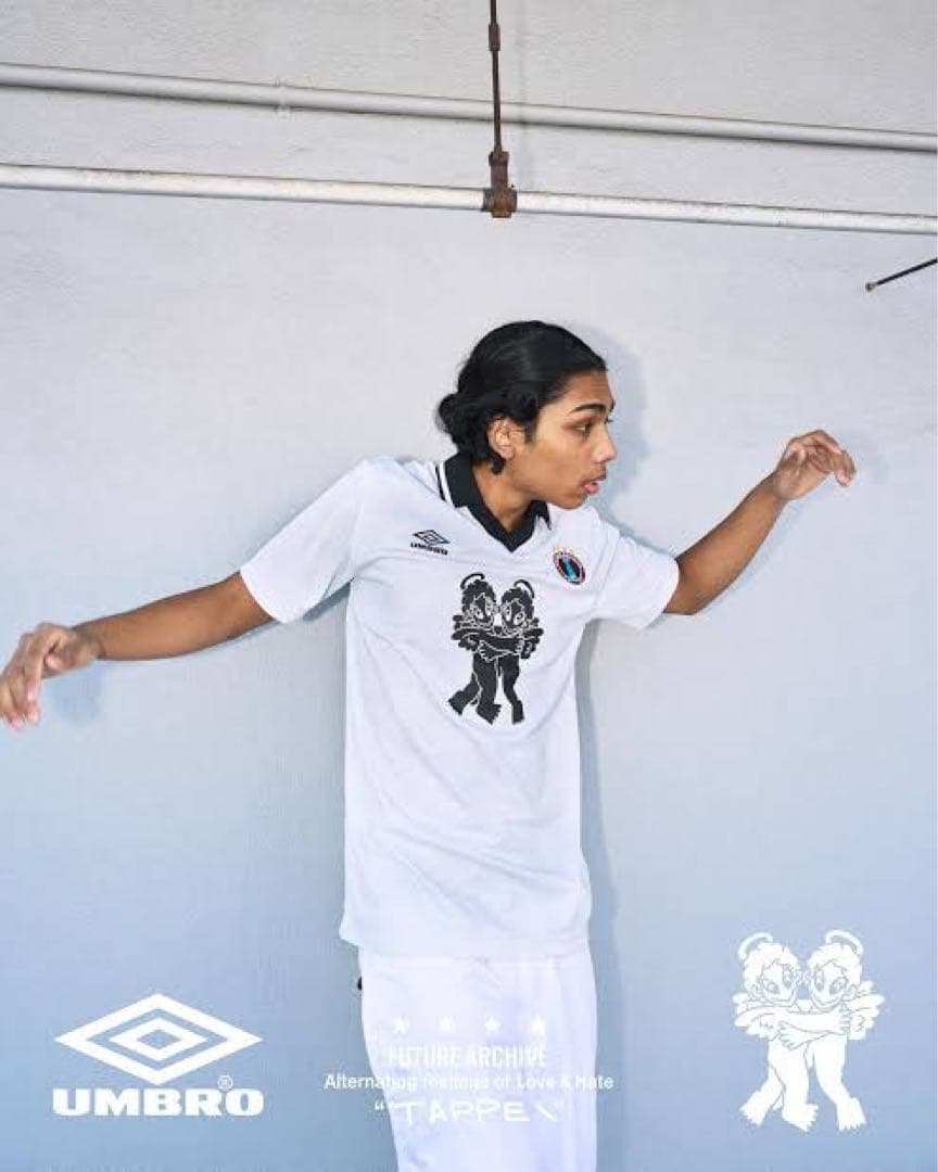 TAPPEI Umbro ホワイト サッカーTシャツ