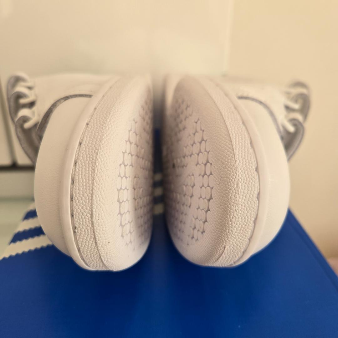 adidas Stan Smith ベルクロ スニーカー ホワイト/グリーン