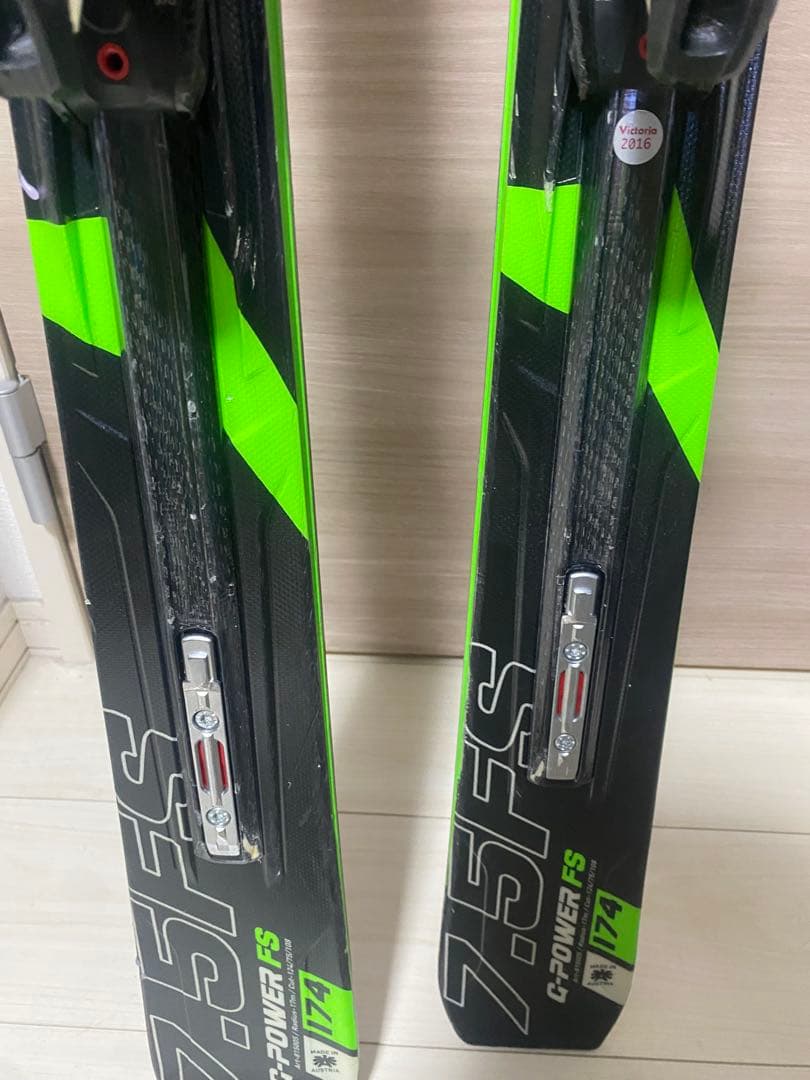 ブリザード スキー 板