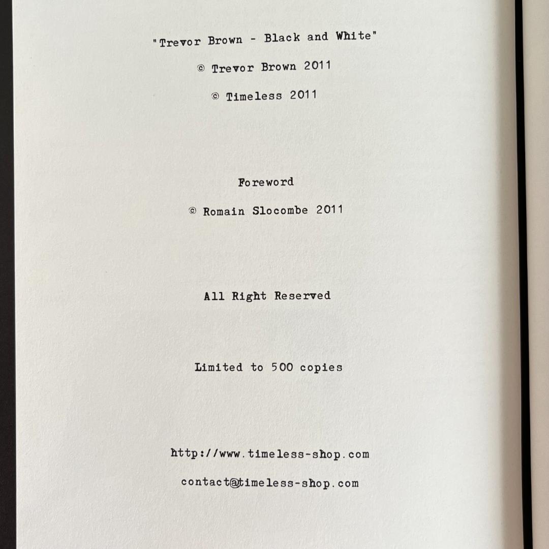 アート・デザイン・音楽 Trevor Brown, Black and White