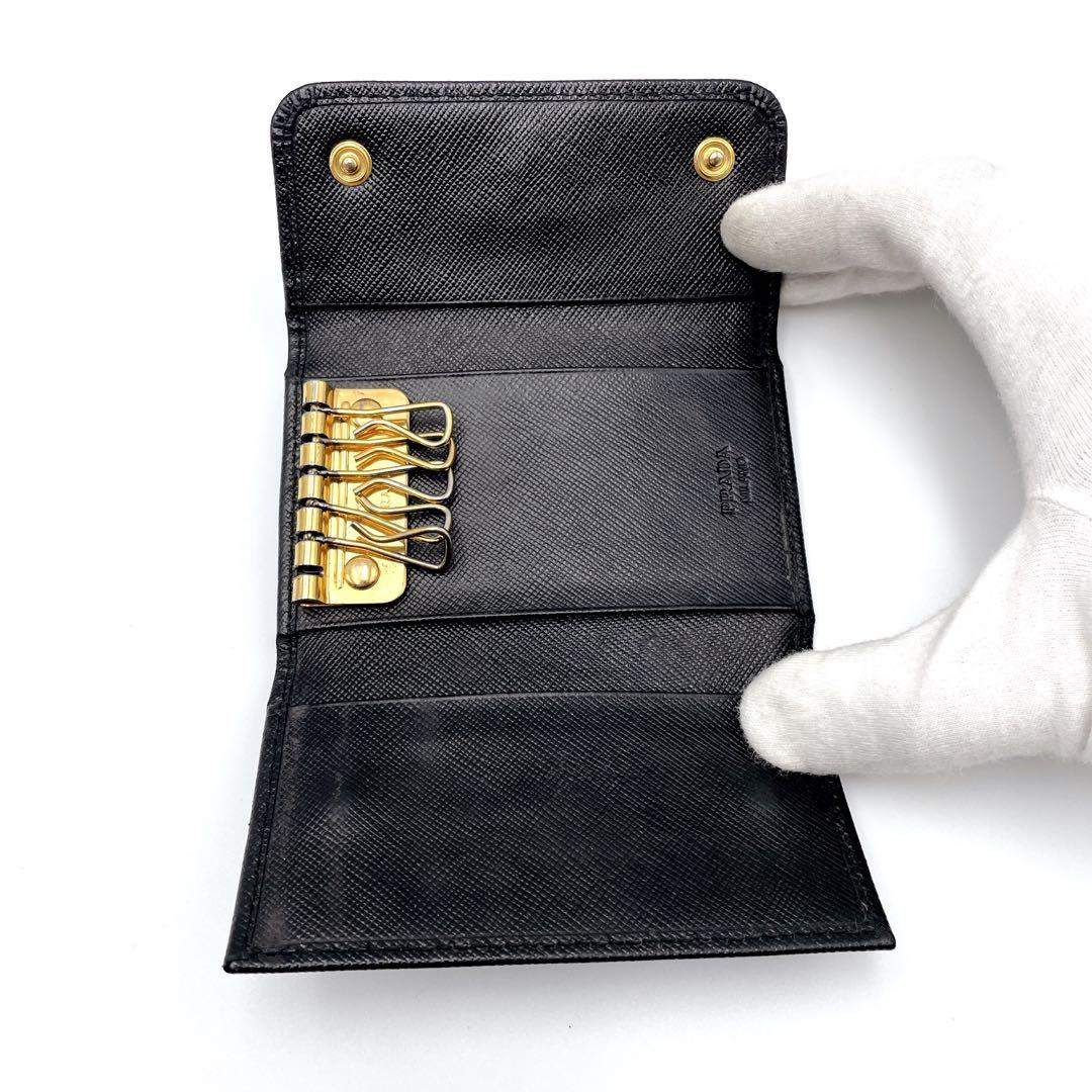【PRADA】プラダ 6連 キーケース ブラック ゴールドロゴ