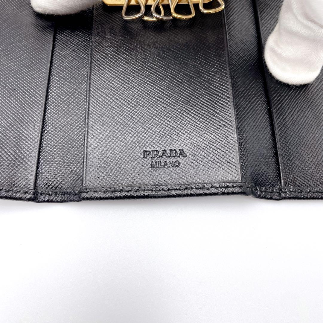 【PRADA】プラダ 6連 キーケース ブラック ゴールドロゴ