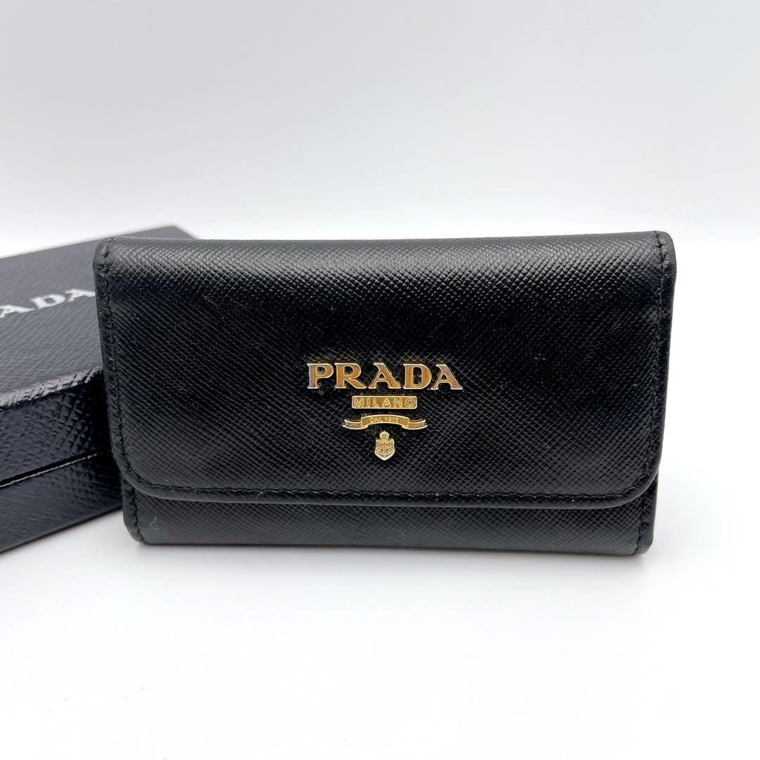 【PRADA】プラダ 6連 キーケース ブラック ゴールドロゴ