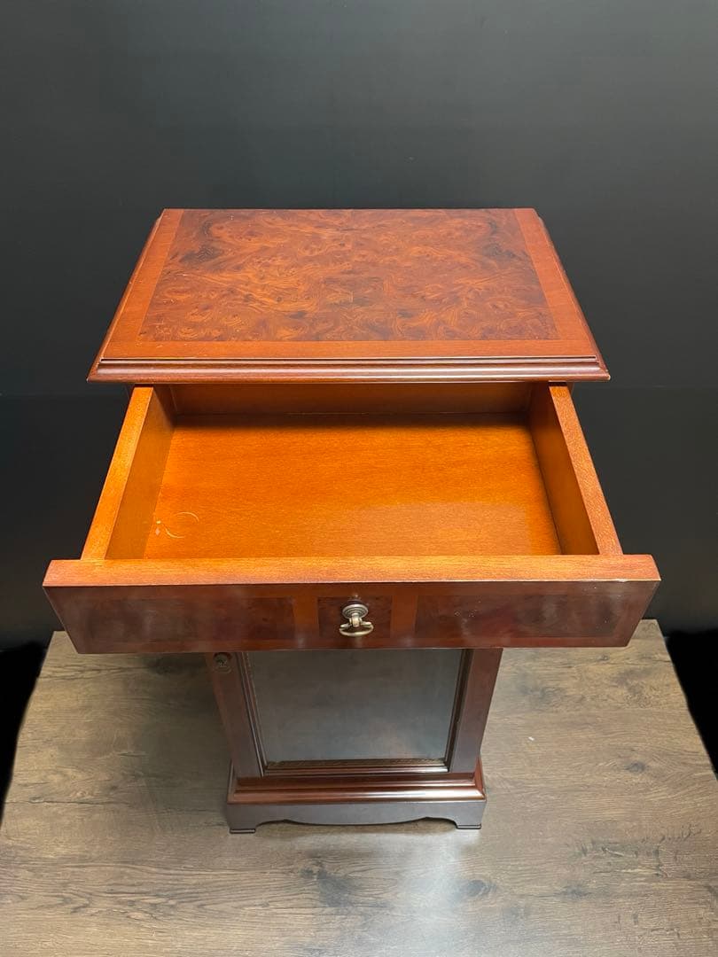 イタリア　ヴィンテージ　高級　飾り棚　マホガニー