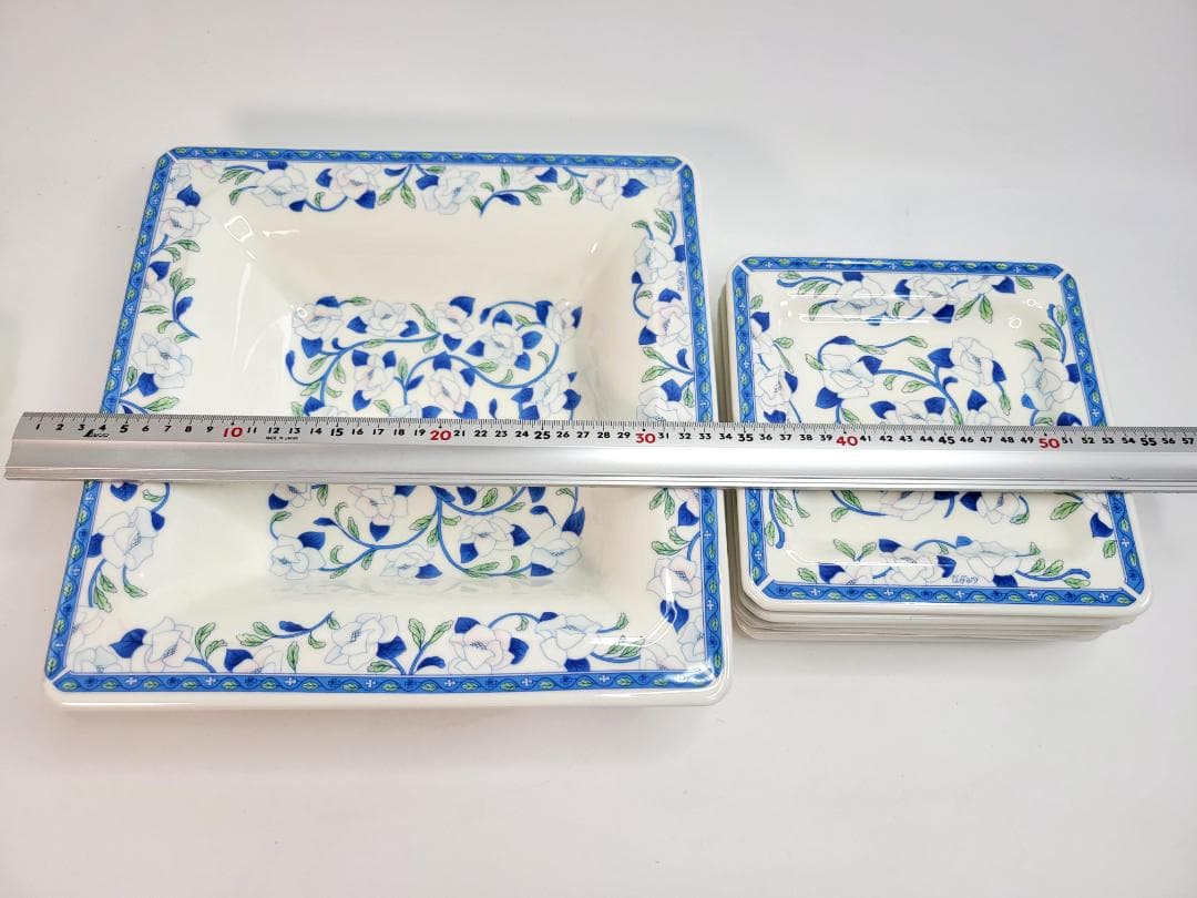 TiffanyBoutique　ティファニー・ブティック　スクエアプレート　角皿