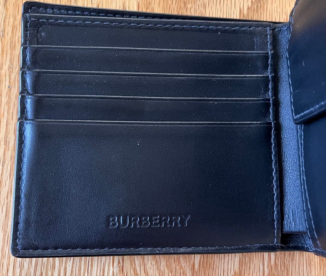 BURBERRY 二つ折り財布　バイフォールドウォレット