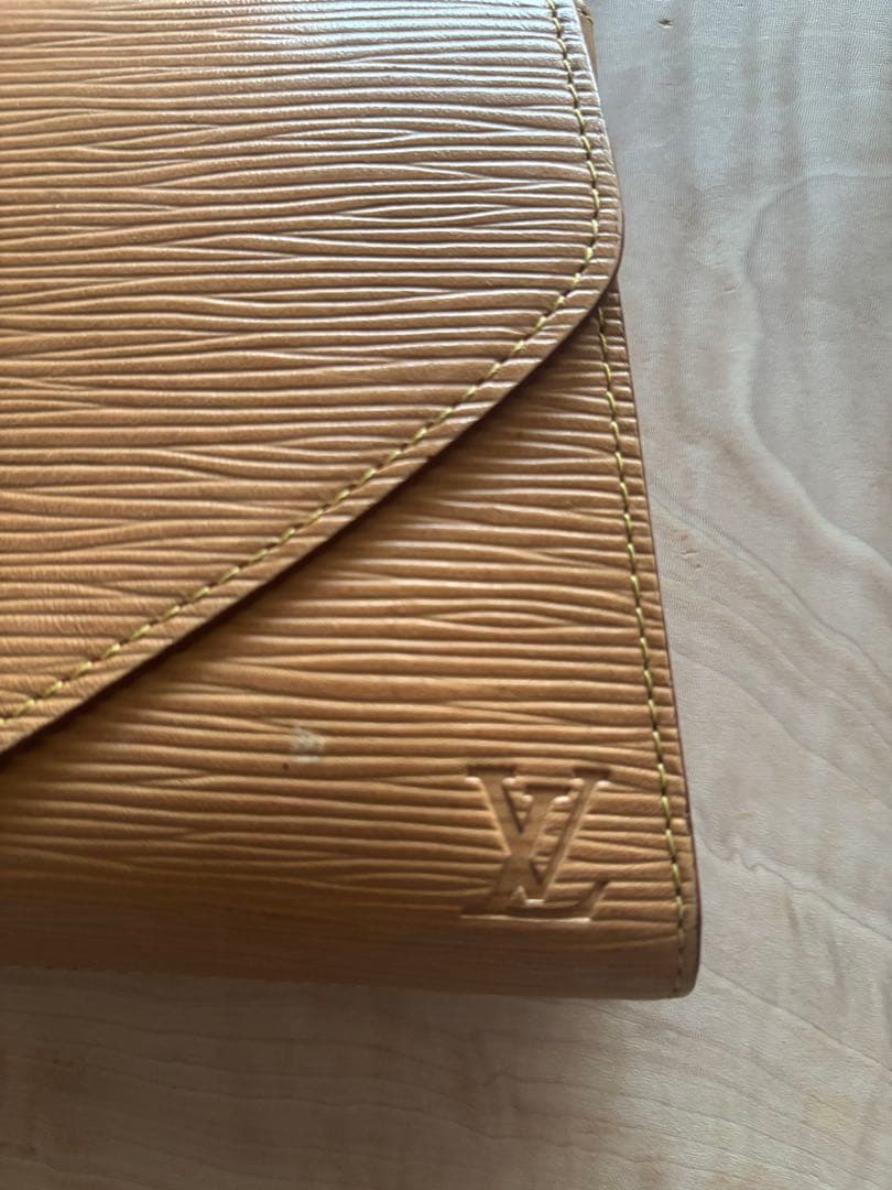 ルイヴィトン　Louis Vuitton エピライン ウィニペグ　クラッチバッグ