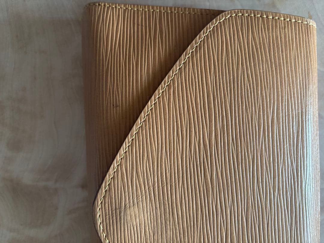 ルイヴィトン　Louis Vuitton エピライン ウィニペグ　クラッチバッグ