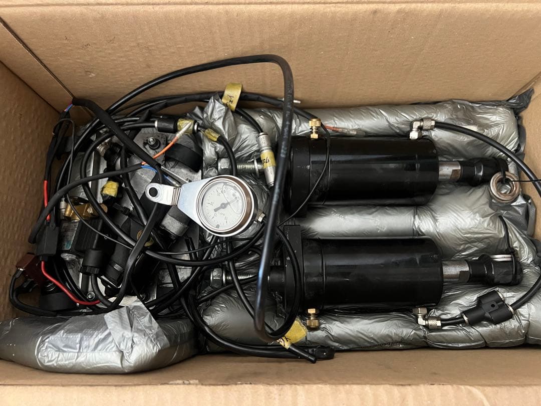 専用 ハーレーダビッドソン fxsb fxseサンダーバイク エアサスペンション