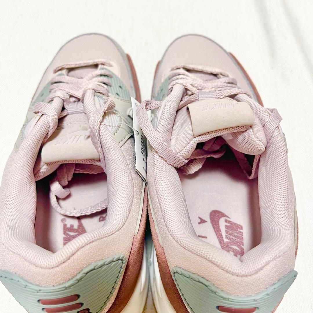 【未使用】ナイキ　NIKE エアマックス　90 LV8 厚底　スニーカー　ピンク