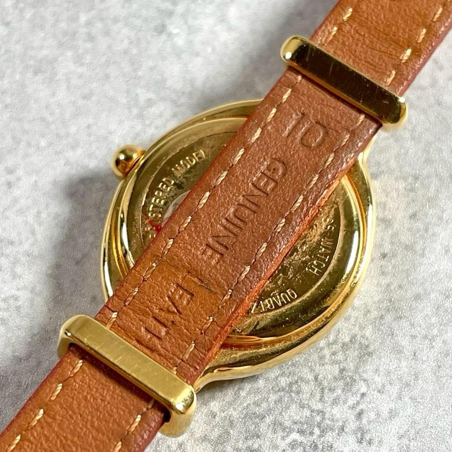 【超美品】FENDI フェンディ 腕時計 カメレオン チェンジベルト6本クォーツ