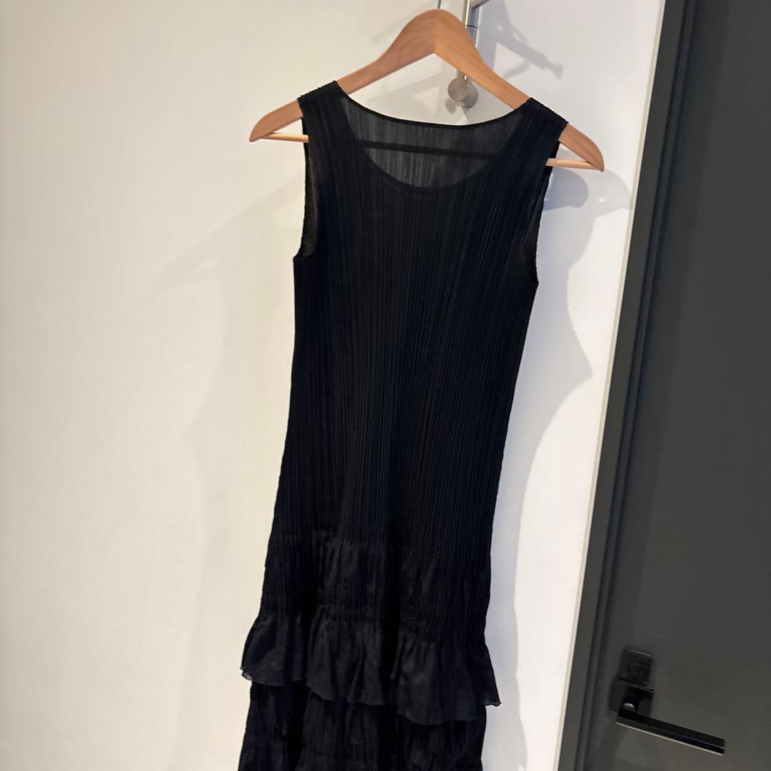 専用　プリーツプリーズ　フリル ロングワンピース サイズ5