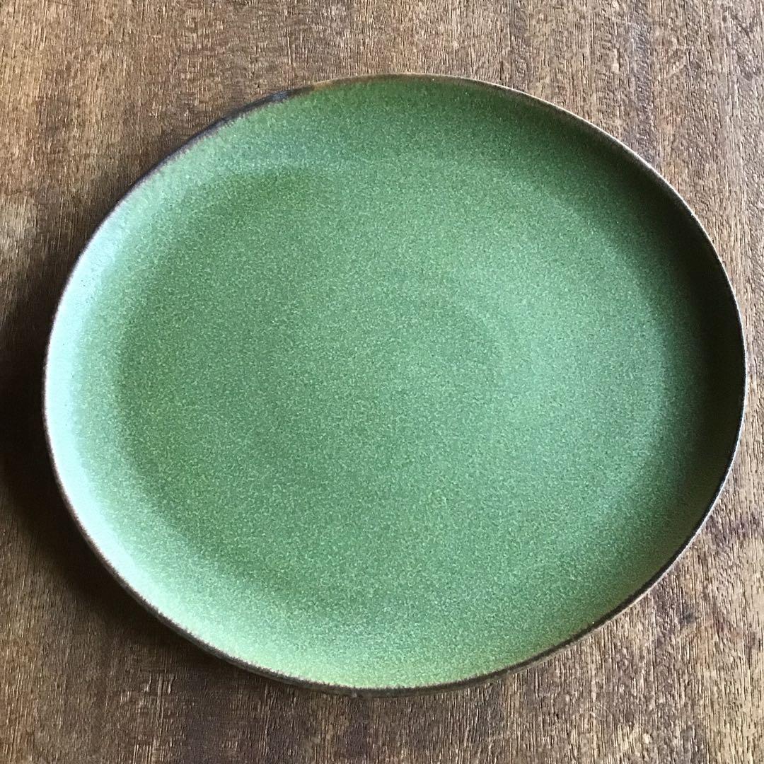 よーです。新品美濃焼　モスオリーブフラットプレート楕円皿12枚セット