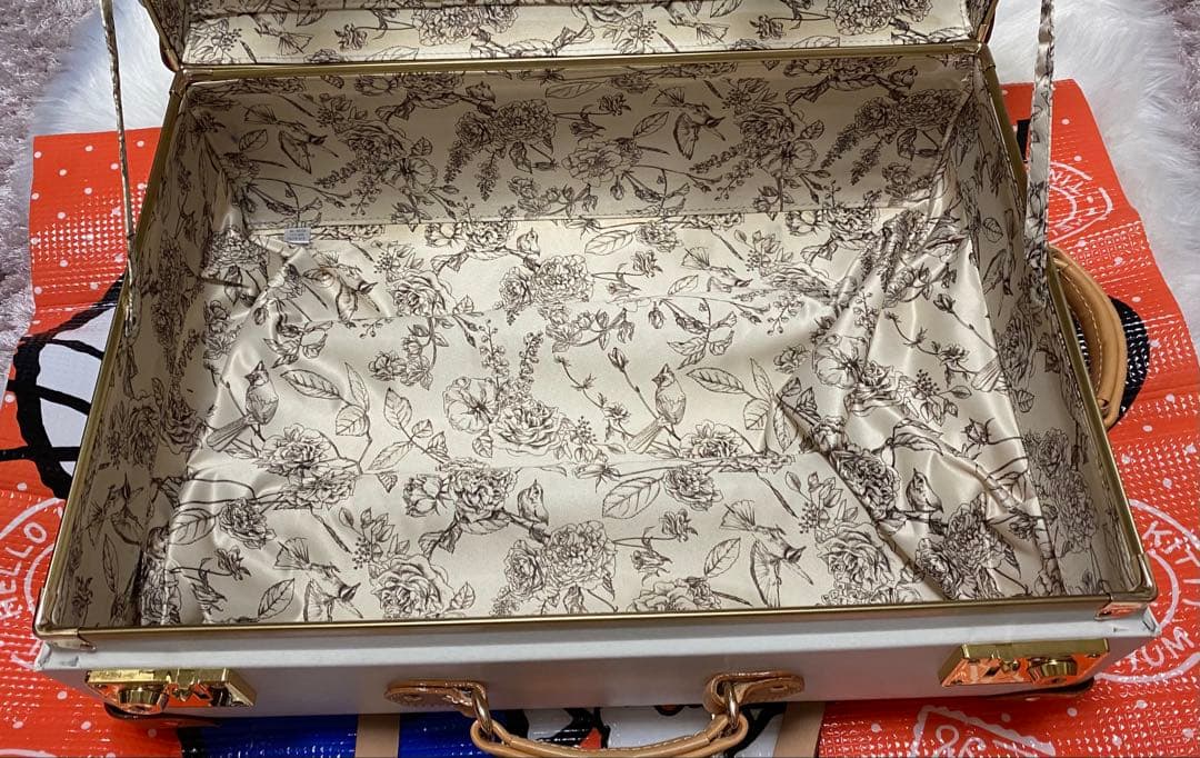 ジュエルナローズ　キャリーケース(小)