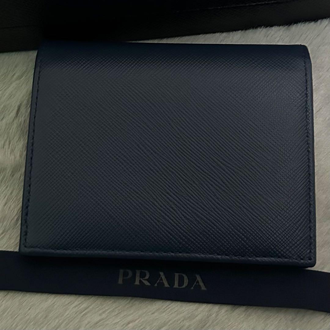 PRADA プラダ　折り財布　ゴールドロゴ　ブルー　サフィアーノレザー