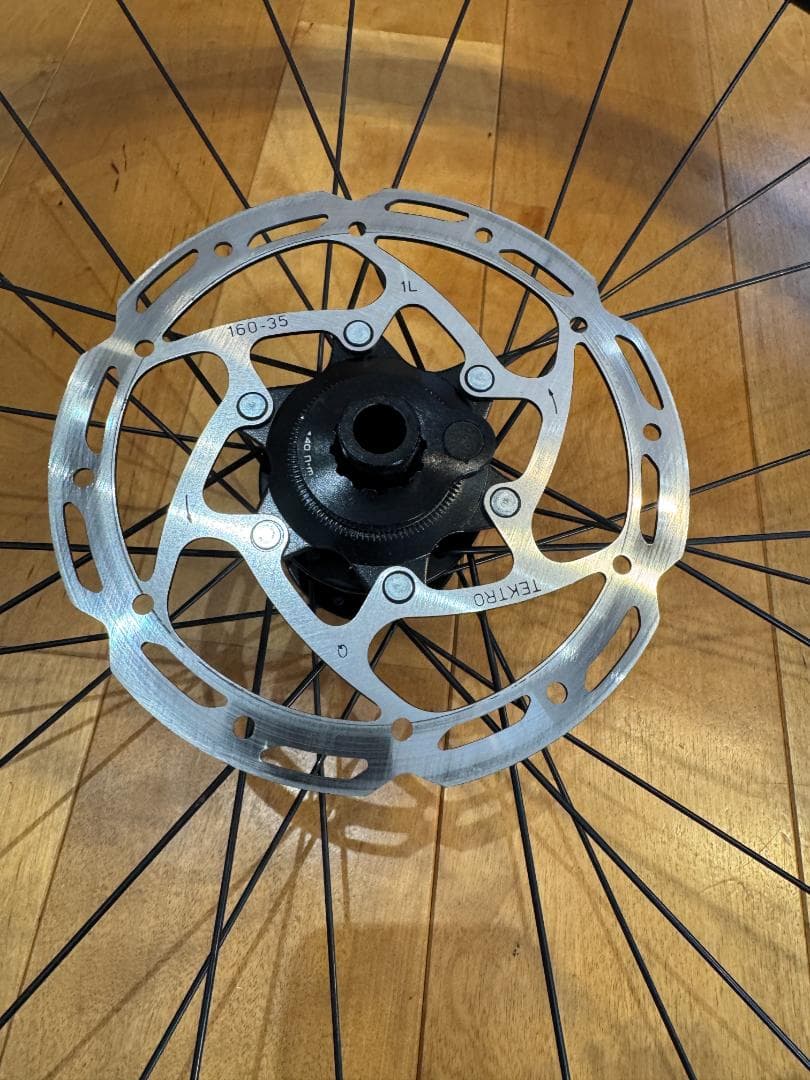 DT Swiss R500 ディスクホイール 700C