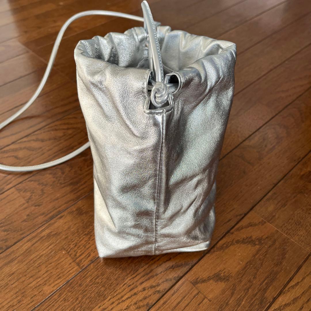 DRESSTERIORラムレザーバルーンバッグ