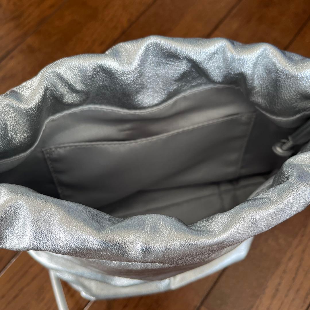 DRESSTERIORラムレザーバルーンバッグ