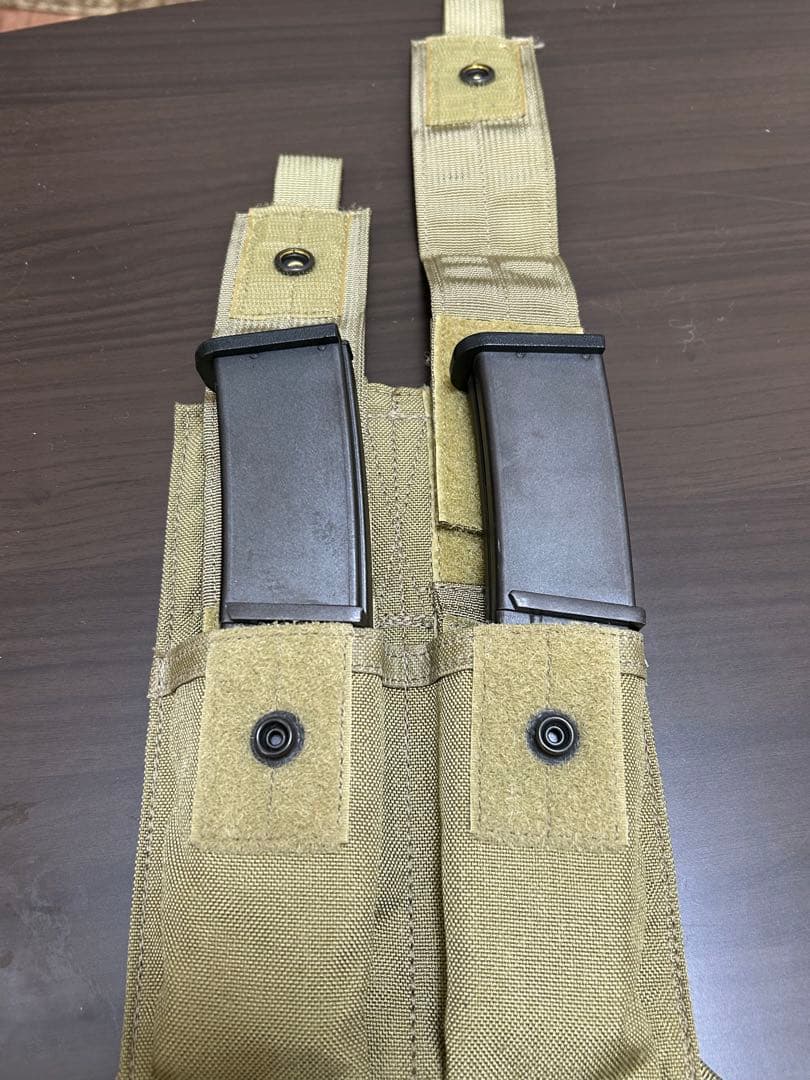 〈美品〉米軍実物 EAGLE H&K MP7 ショルダー ホルスター&マグポーチ