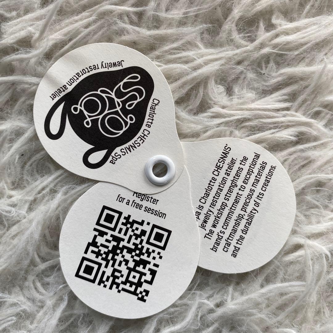 KaYシャルロット シェネ Charlotte Chesnais