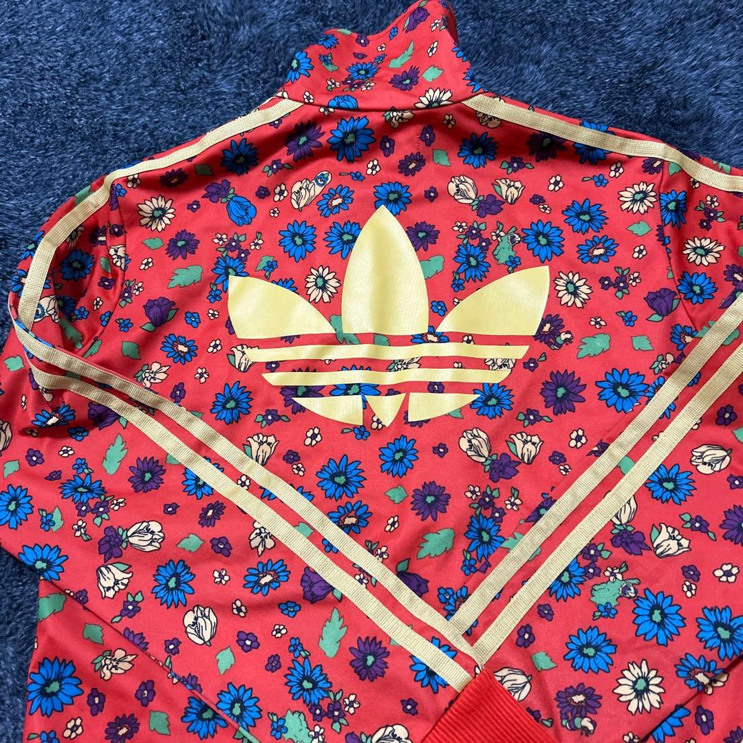 【かくかくしかじか】永野芽郁　adidas×ロデオクラウンズ 花柄ジャージ