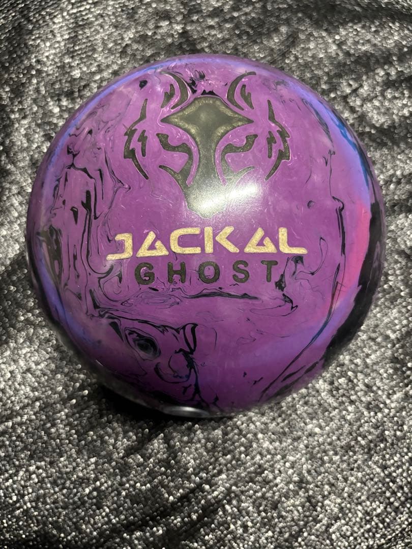 MOTIV Jackal Ghost ボウリングボール　14ポンド