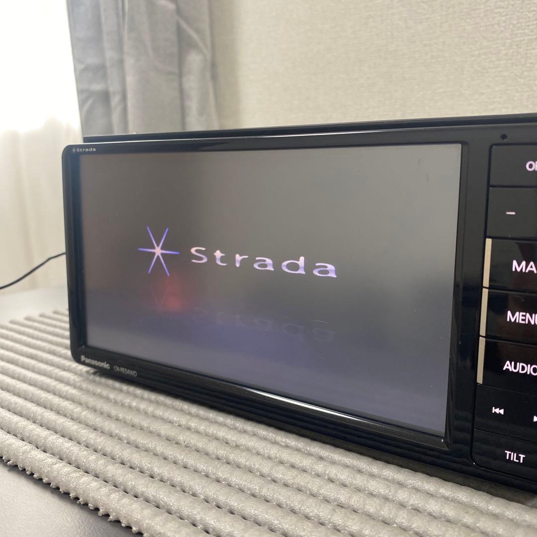ストラーダPanasonicカーナビCN-RE04WD Bluetooth