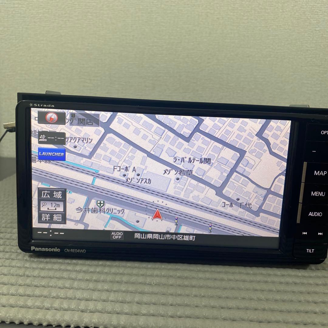 ストラーダPanasonicカーナビCN-RE04WD Bluetooth