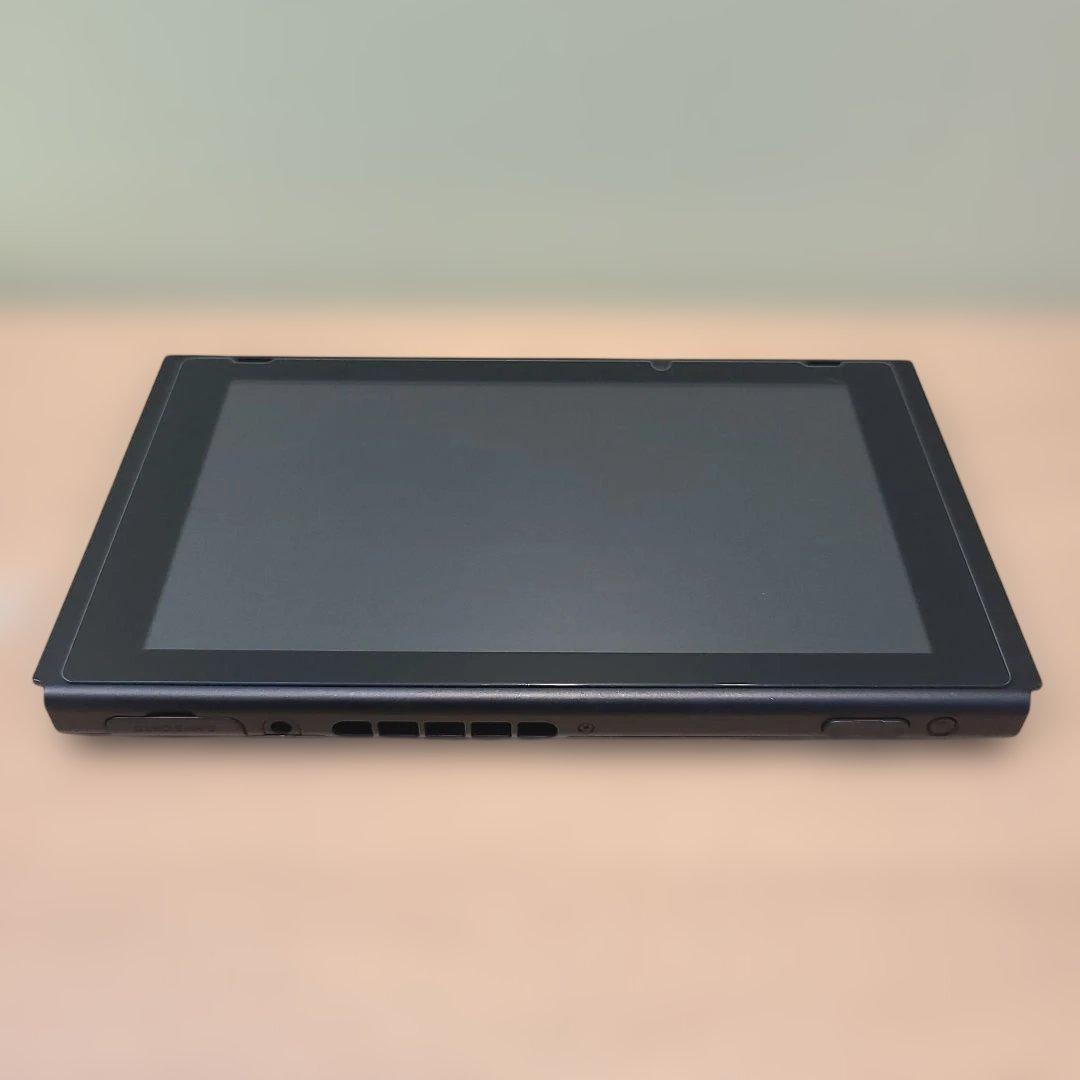 Nintendo Switch 2022年製 本体のみ 動作確認済み 任天堂