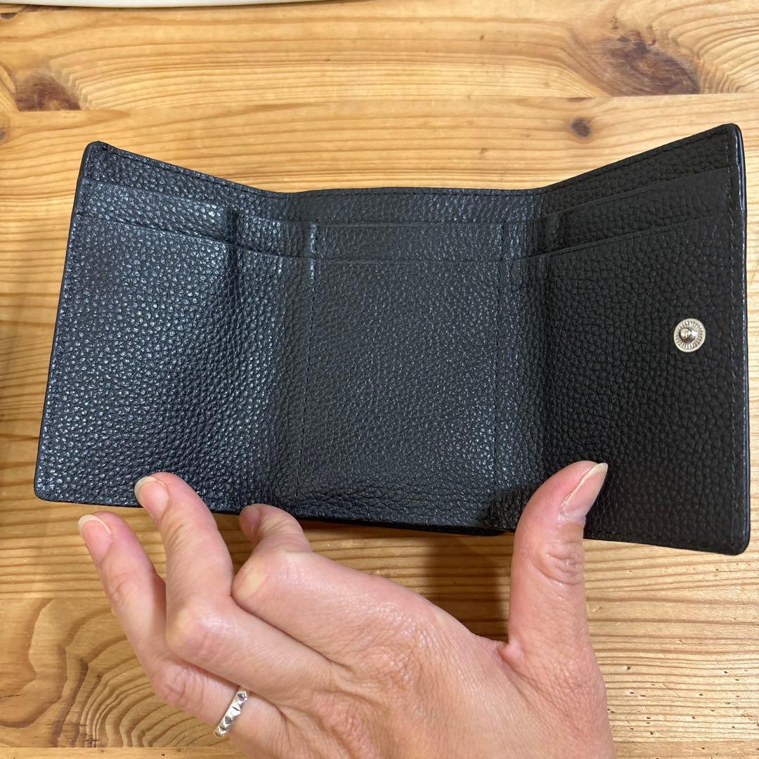 R’s shop　新品　本革クロコダイルレザー 二つ折り財布 ブラック
