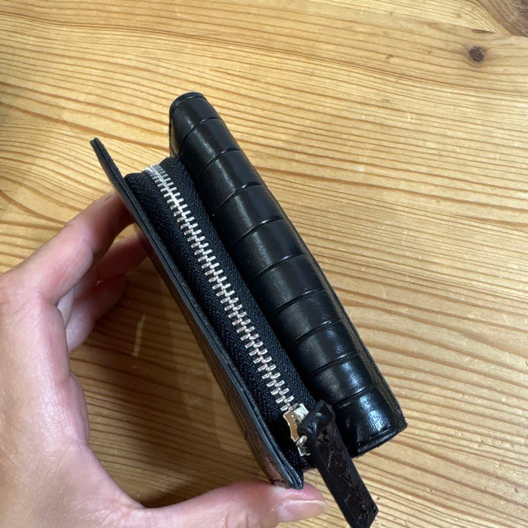 R’s shop　新品　本革クロコダイルレザー 二つ折り財布 ブラック
