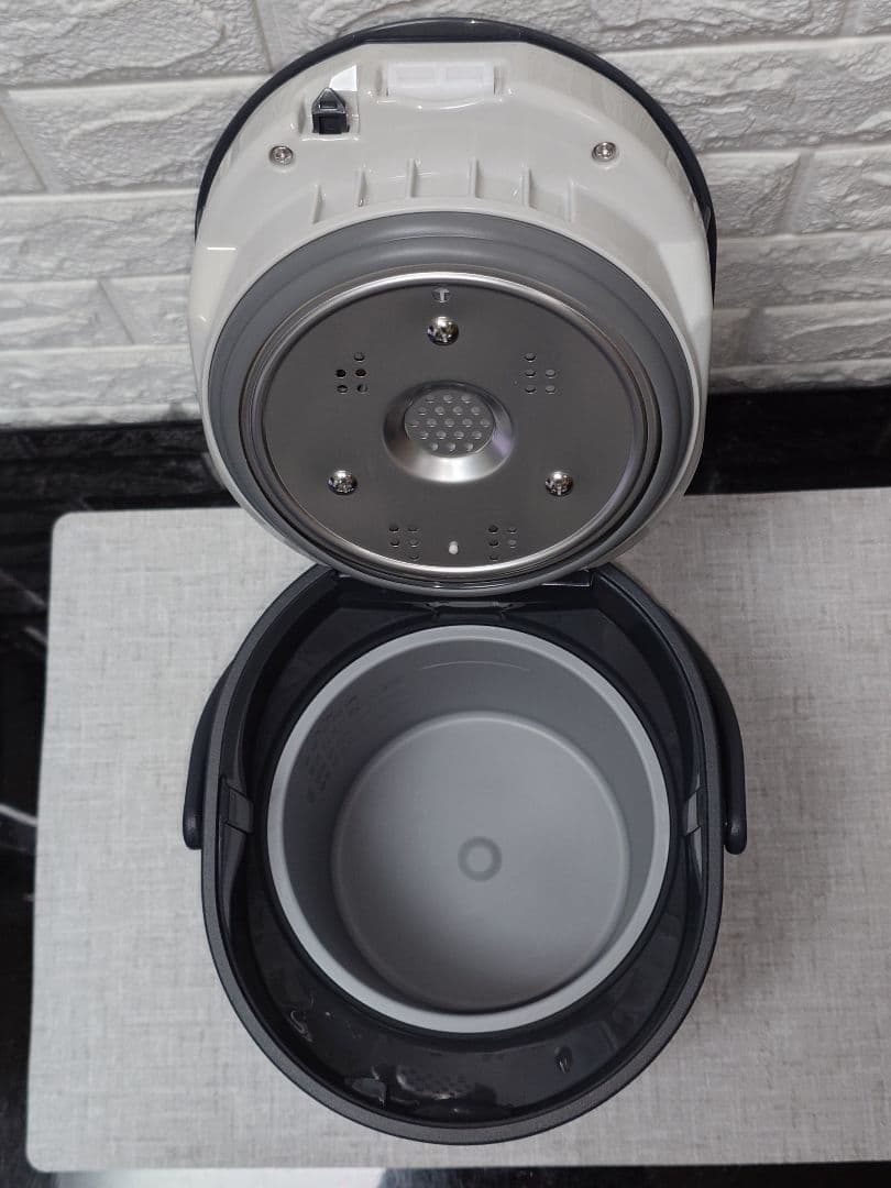 象印 スチーム式加湿器　EE-MB20DS BM　限定カラー　ソフトブラック