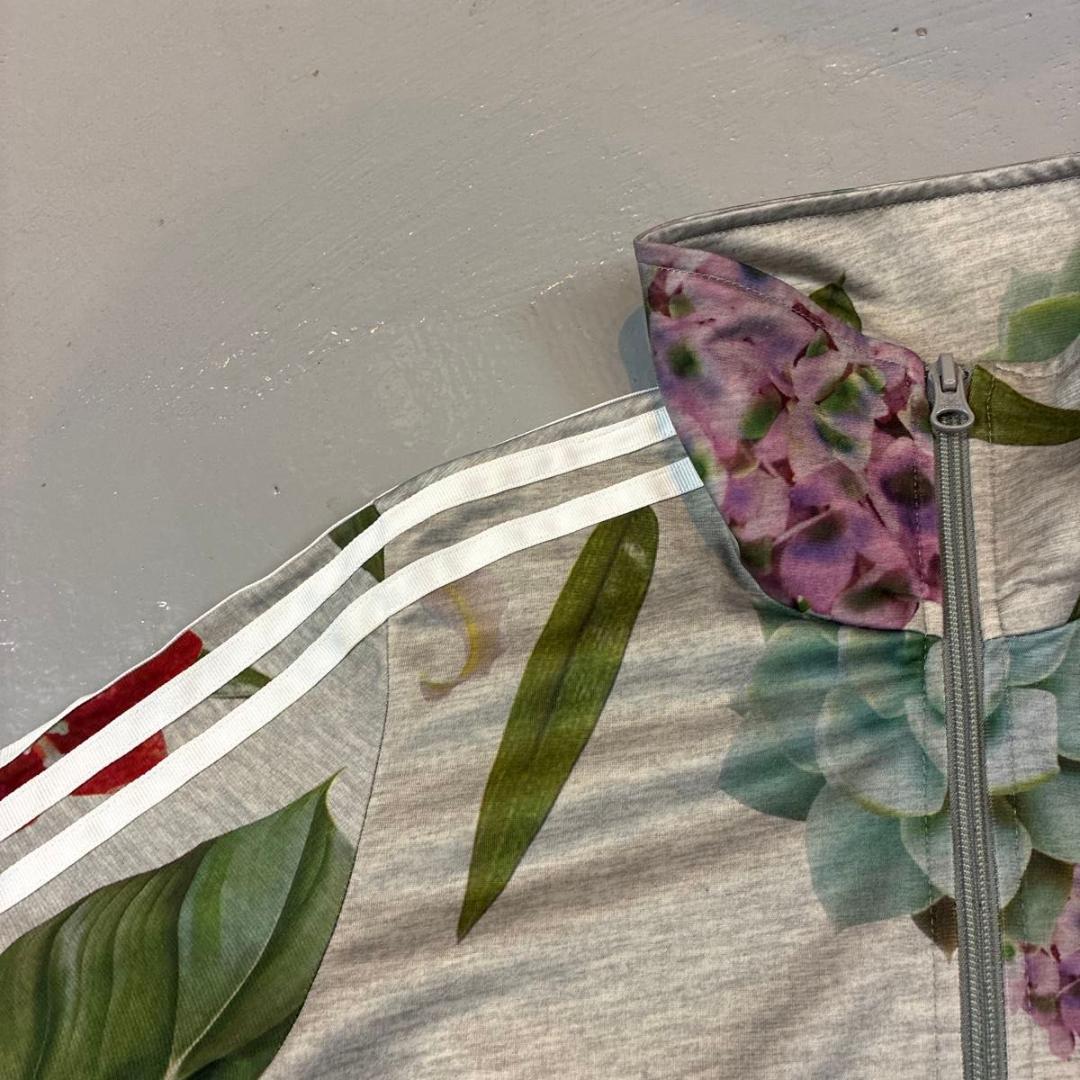 85サイズ　約Mサイズ　adidas アディダス　花柄 トラックジャケット