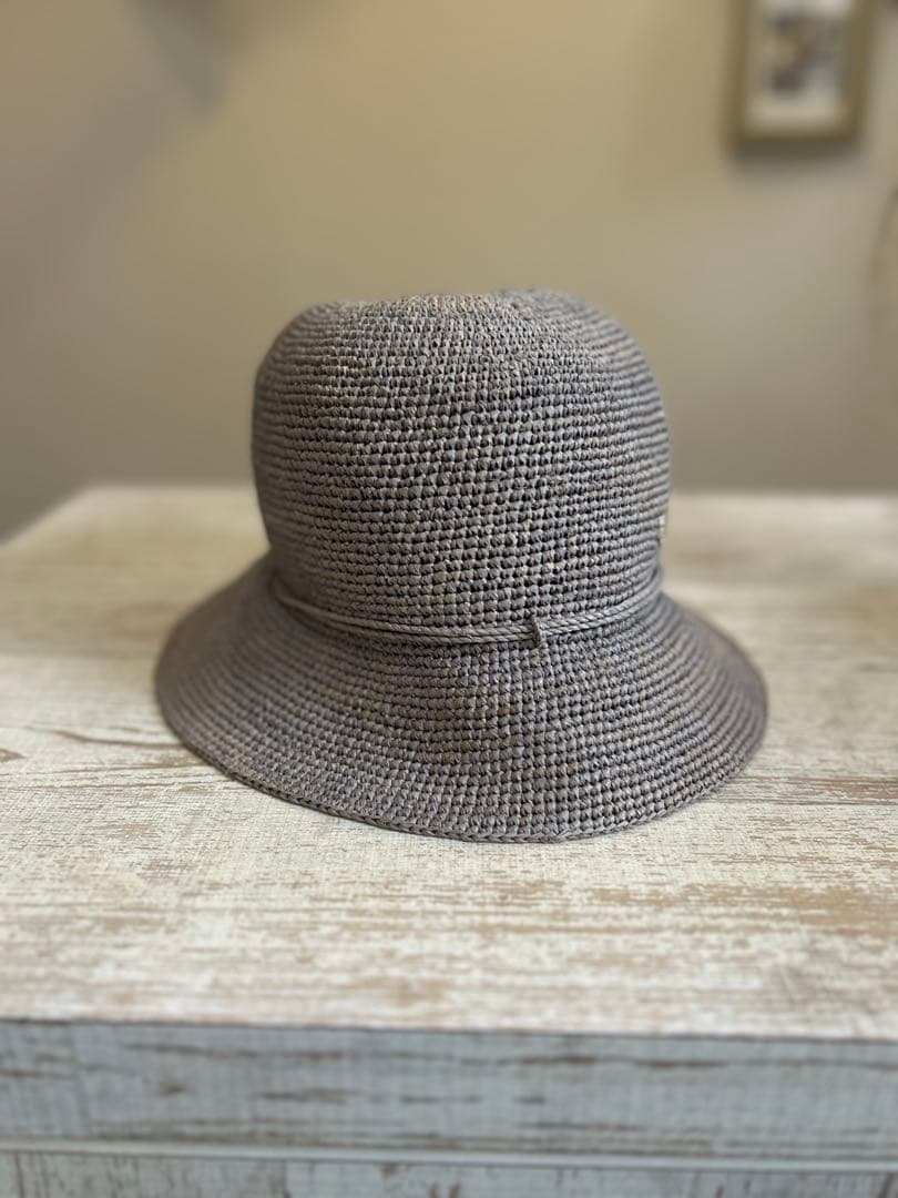 ヘレンカミンスキー　グレー