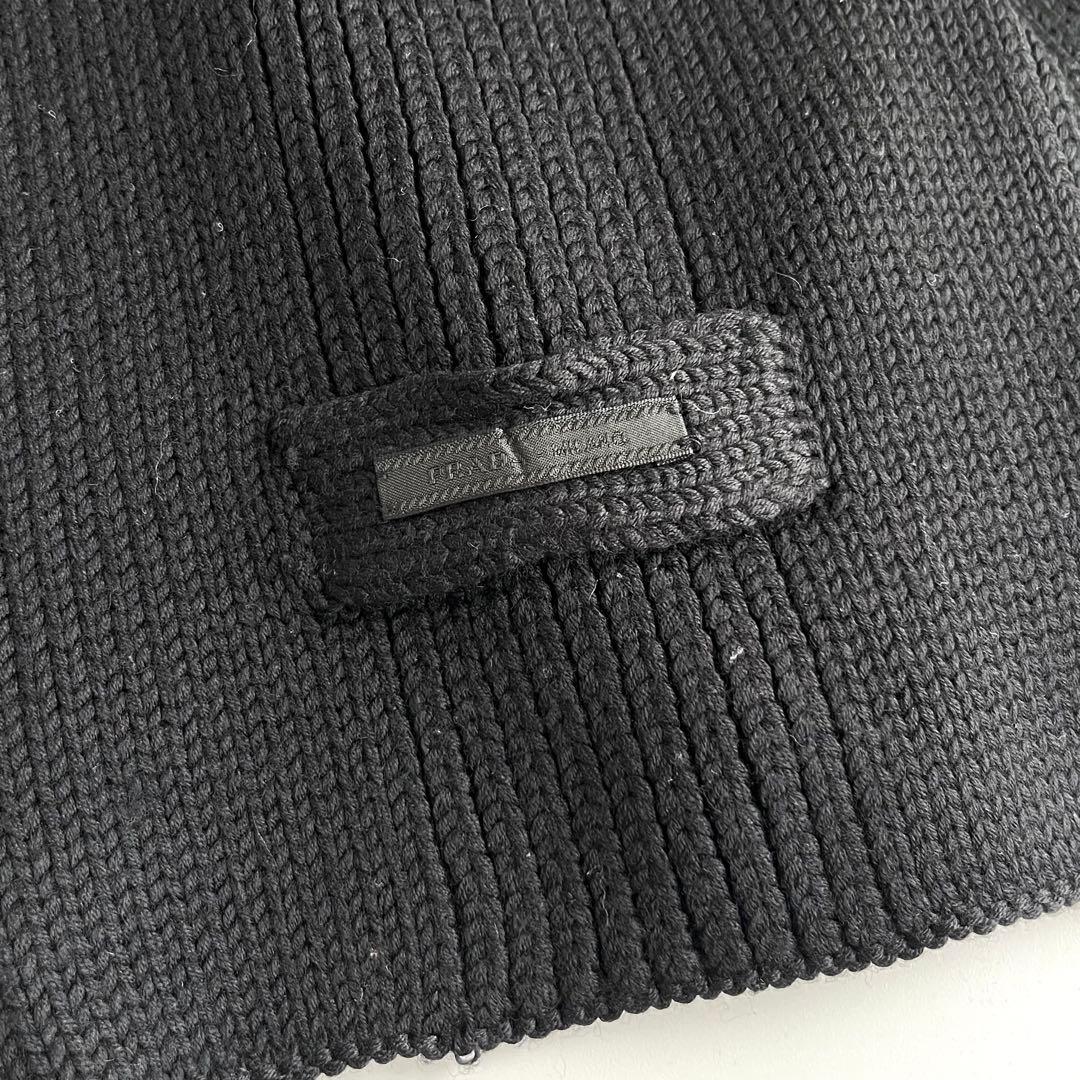 PRADA マフラー　黒　イタリア製　ユニセックス