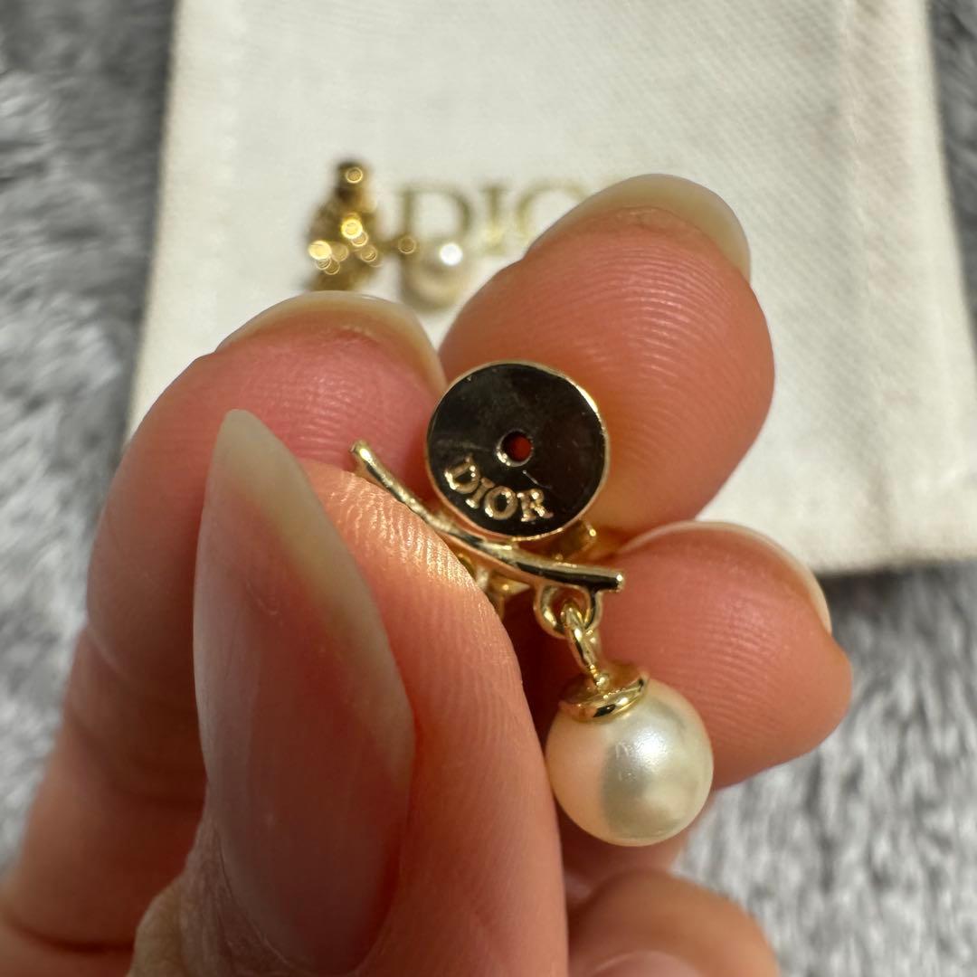 あ*か様 Dior Dio(r)evolution ピアス