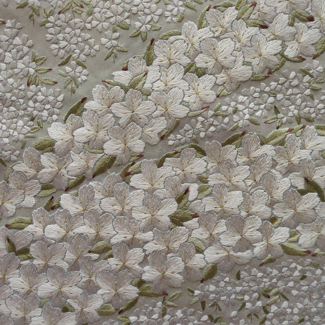 桜柄　袋帯　蘇州刺繍 パールトン加工済　箔 六通柄