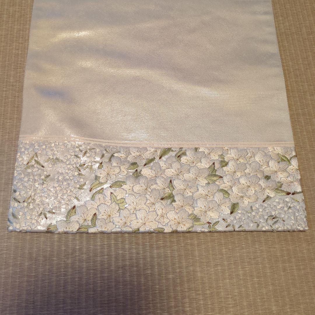 桜柄　袋帯　蘇州刺繍 パールトン加工済　箔 六通柄