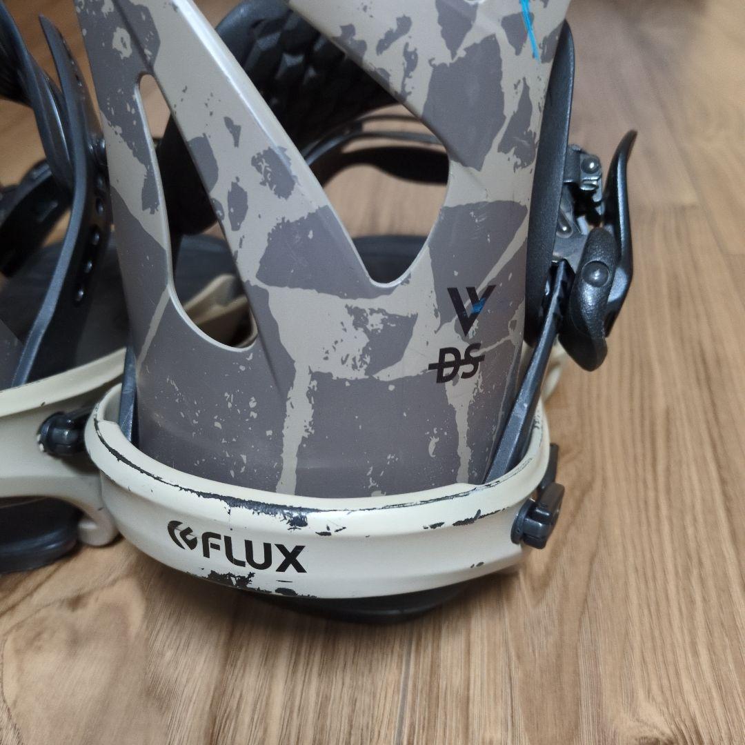 FLUX フラックス　バインディング 　DS SMサイズ　スノーボード