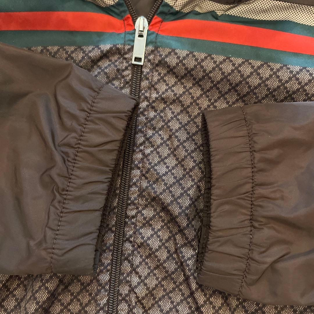 グッチ　GUCCI ウインドブレーカー　キッズ　4Y ジャケット　アウター　撥水