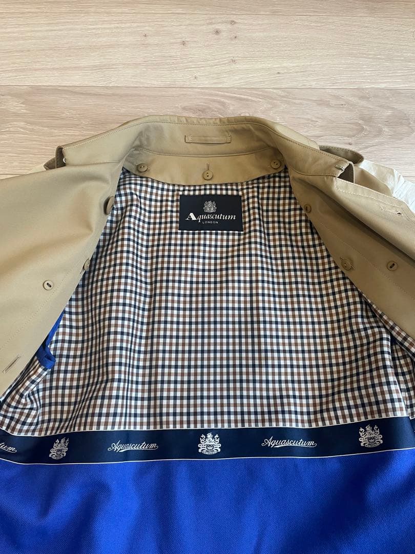 ゆっこ♡新品♡ アクアスキュータム ブルーライナー付きトレンチコート