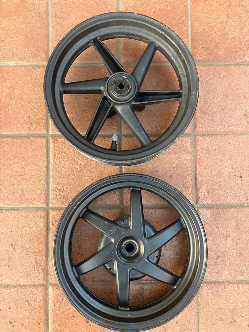 ライブディオZX 純正ガンメタホイール前後