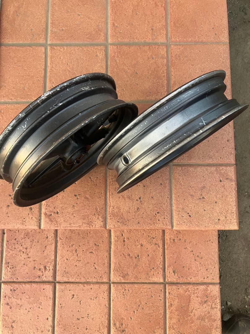 ライブディオZX 純正ガンメタホイール前後