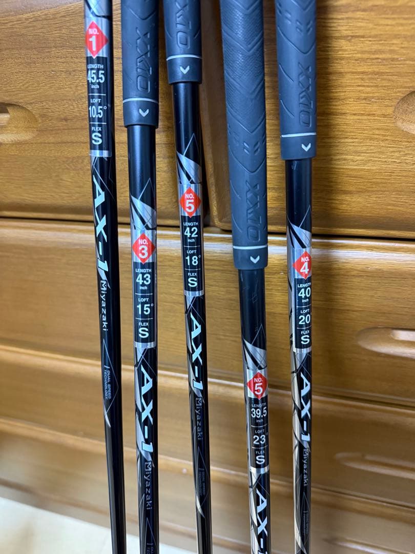 ゼクシオエックス　クラブ10本セット