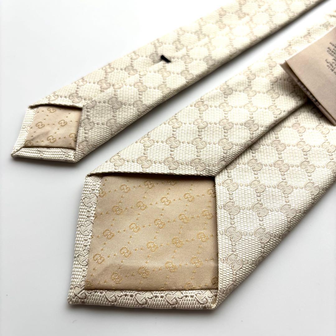 ꧁新品未使用꧂ グッチ ネクタイ GG柄 シェリーライン ホワイト 現行 結婚式