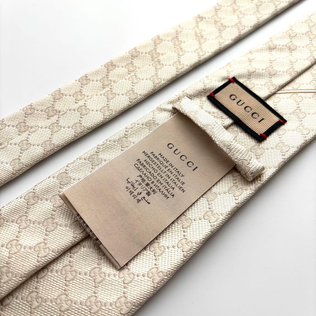 ꧁新品未使用꧂ グッチ ネクタイ GG柄 シェリーライン ホワイト 現行 結婚式