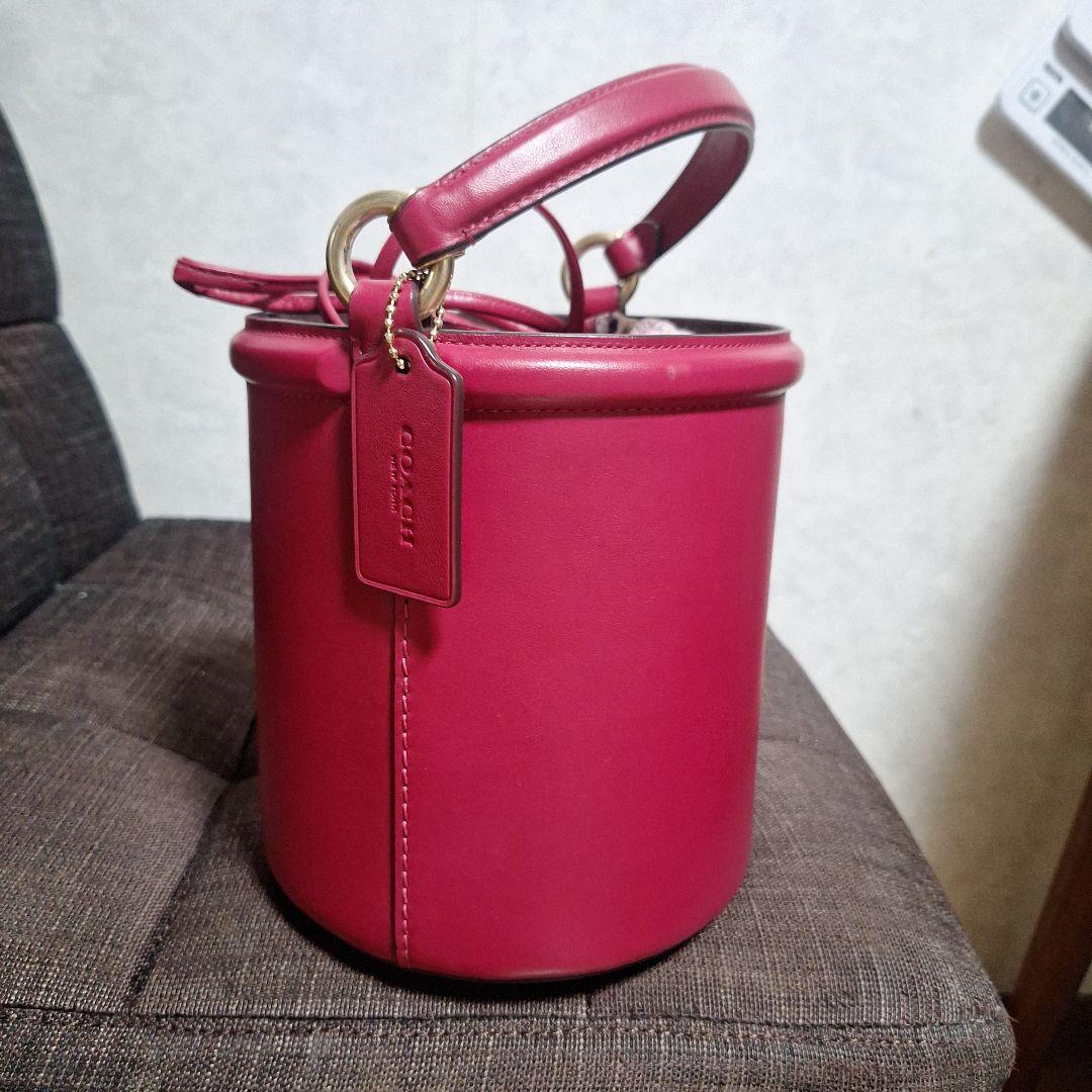 週末限定値下げ。COACH バケツ型ショルダーバッグ