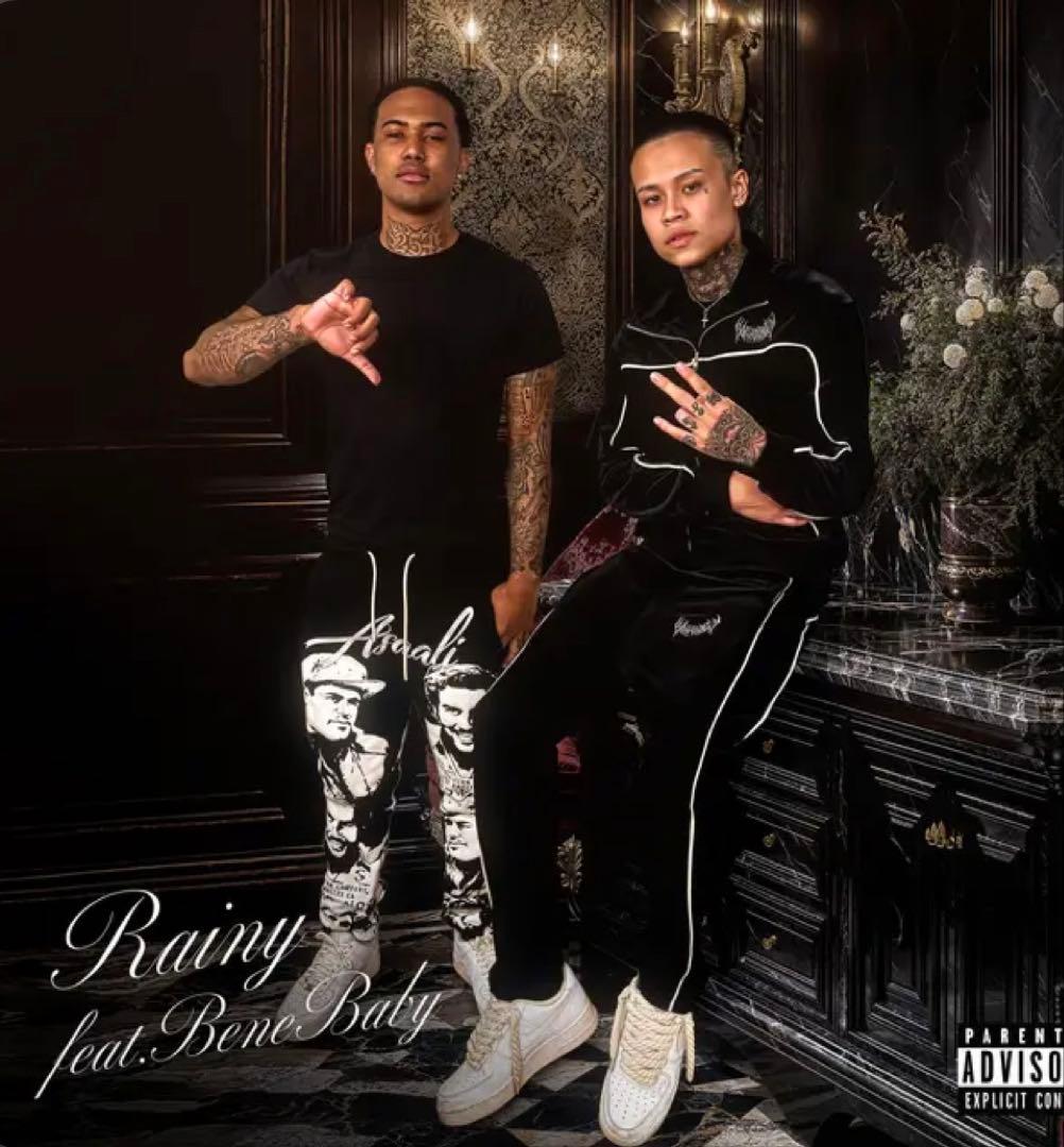 white　 yxngbrantz Velour setup Sサイズ