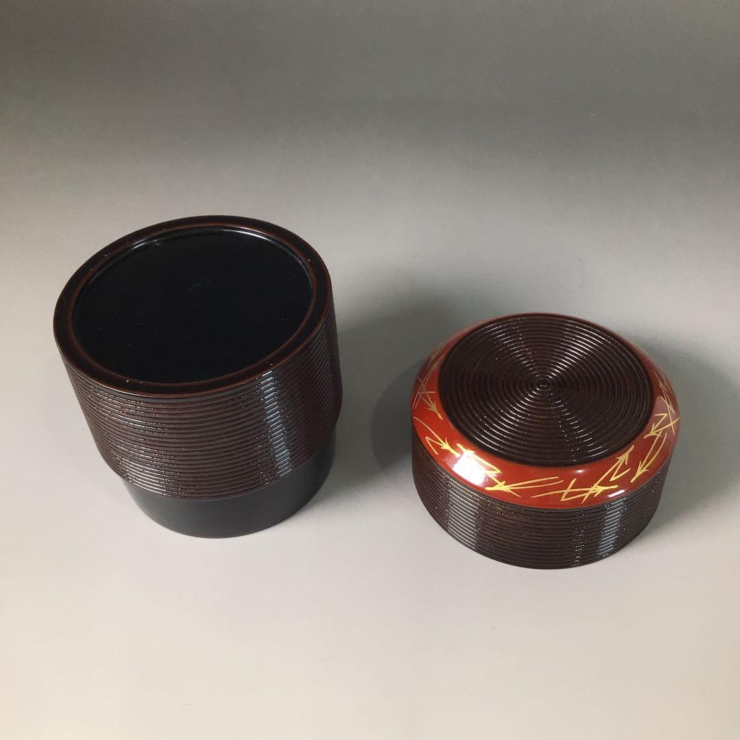 Ｒ８０５　棗　『中村湖彩作』『溜塗』『面朱松葉蒔絵』『中次棗』　共箱　茶道具